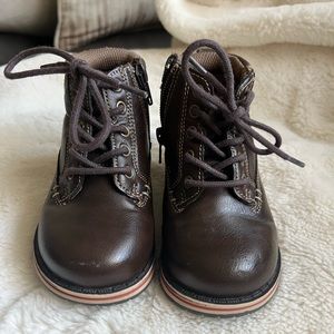 EDDIE BAUER Brown Casual Toddler Boots Size 7 With Easy On Zipper